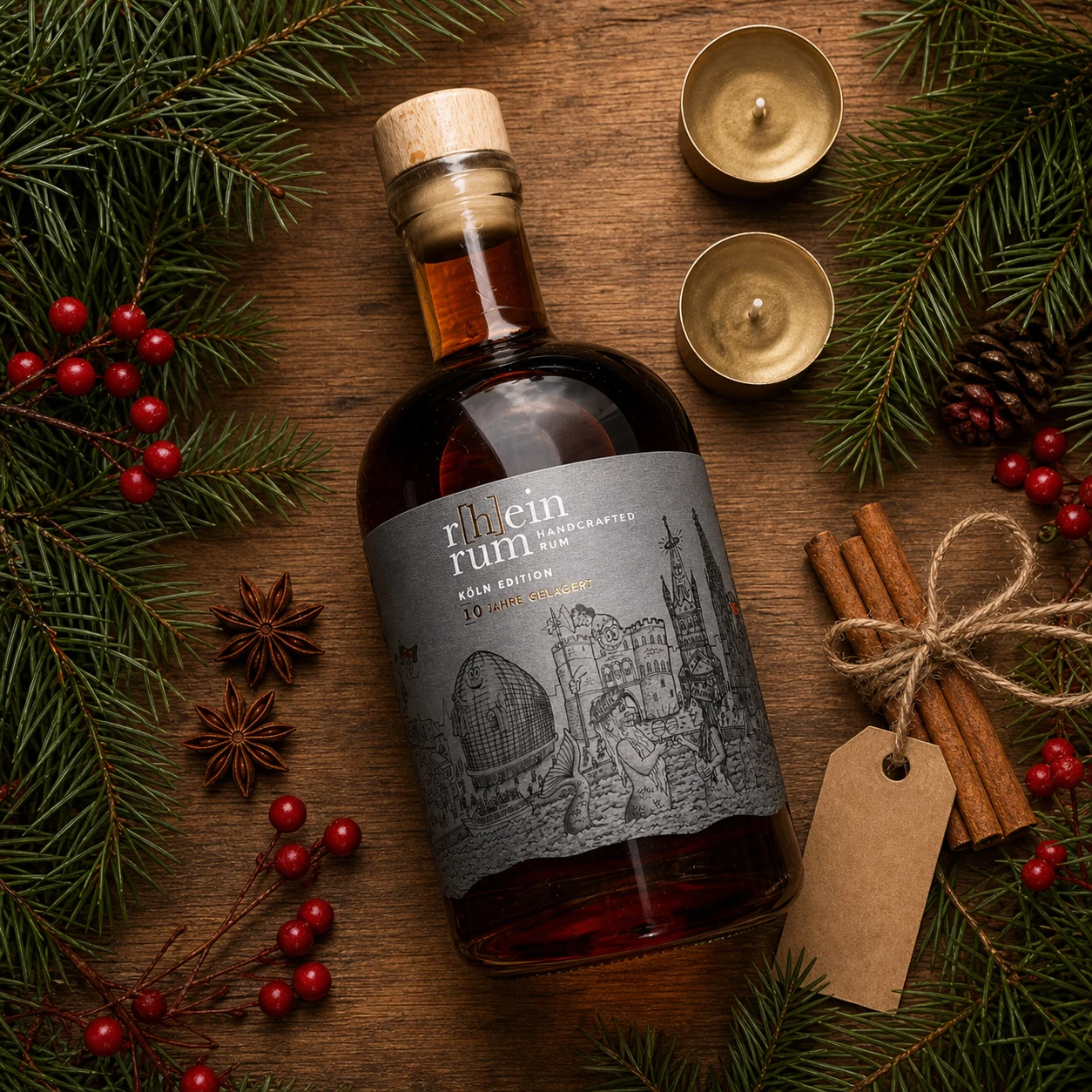 Rhein Rum als festliches Flat-Lay mit Tannenzweigen